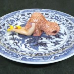 No.5B(Series: Play), 2005 installation, porcelain, 688x688x160mm