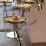 阴影数字，陶瓷有和机玻璃， 2010 